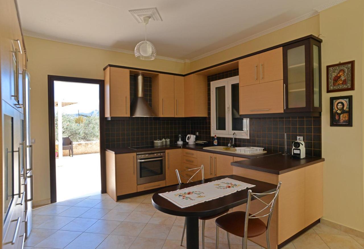 Villa Konstantinos 6 Bedrooms Aegina Ngoại thất bức ảnh